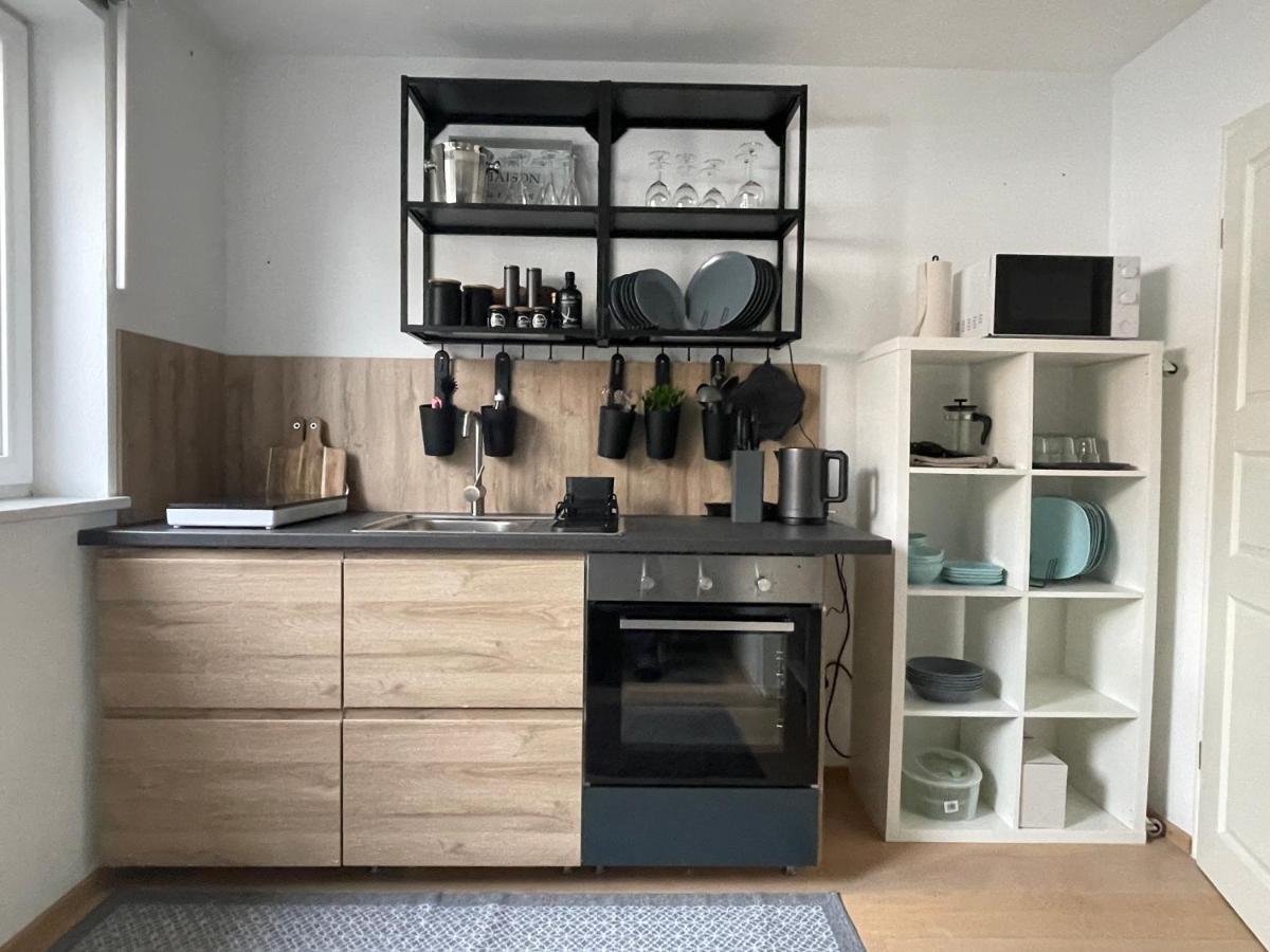 Appartment 53Qm Im Architektenhaus - 2 Schlafzimmer Mit Kueche Und Bad, Nur 2Min Von A8 - Ruhig Und Modern เอียร์เชนแบร์ก ภายนอก รูปภาพ